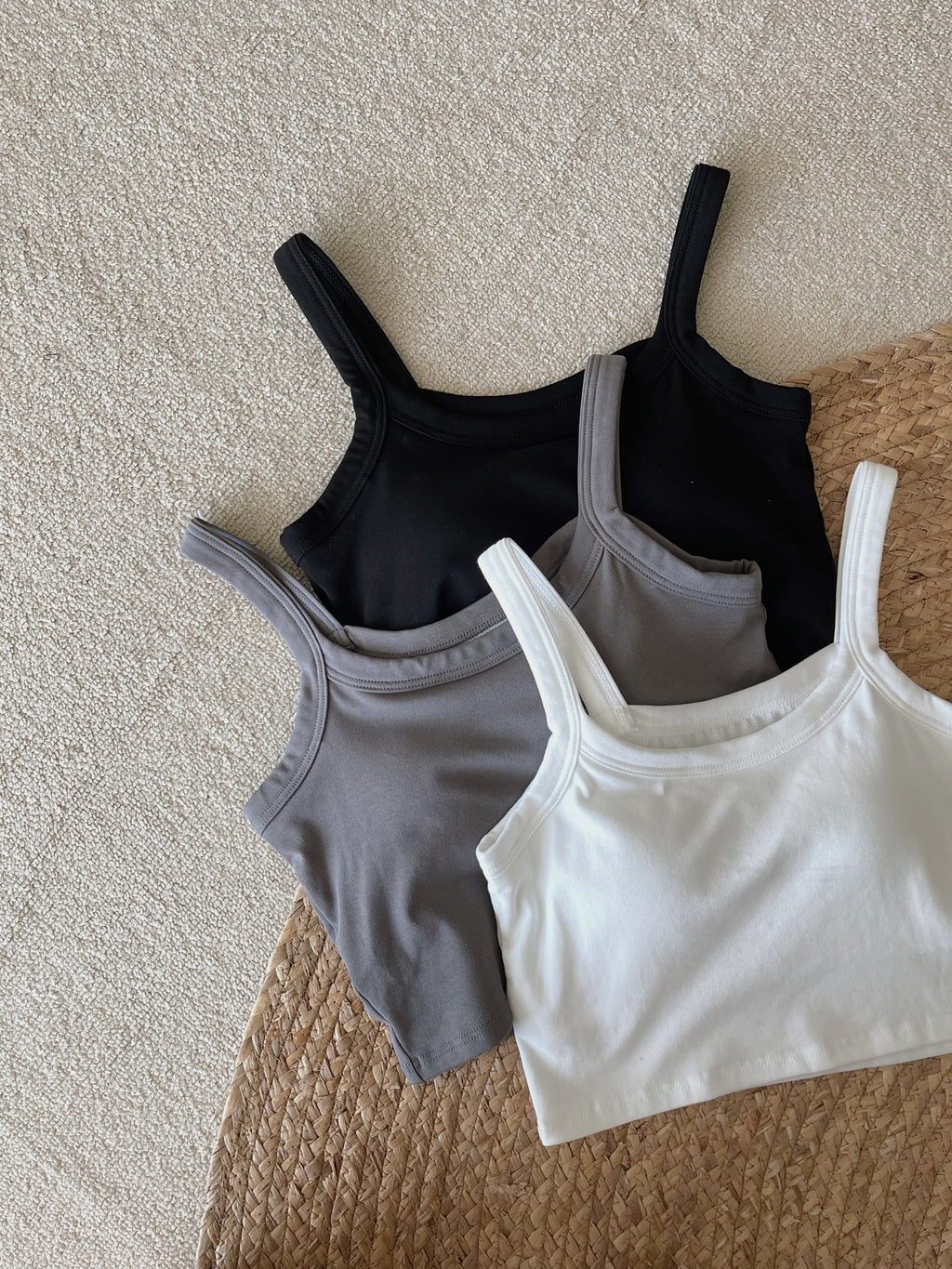 Crop Padded Camisole / 露脐胸垫吊带