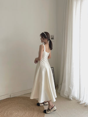 Hepburn Classy Dress / 赫本风收腰显瘦连
