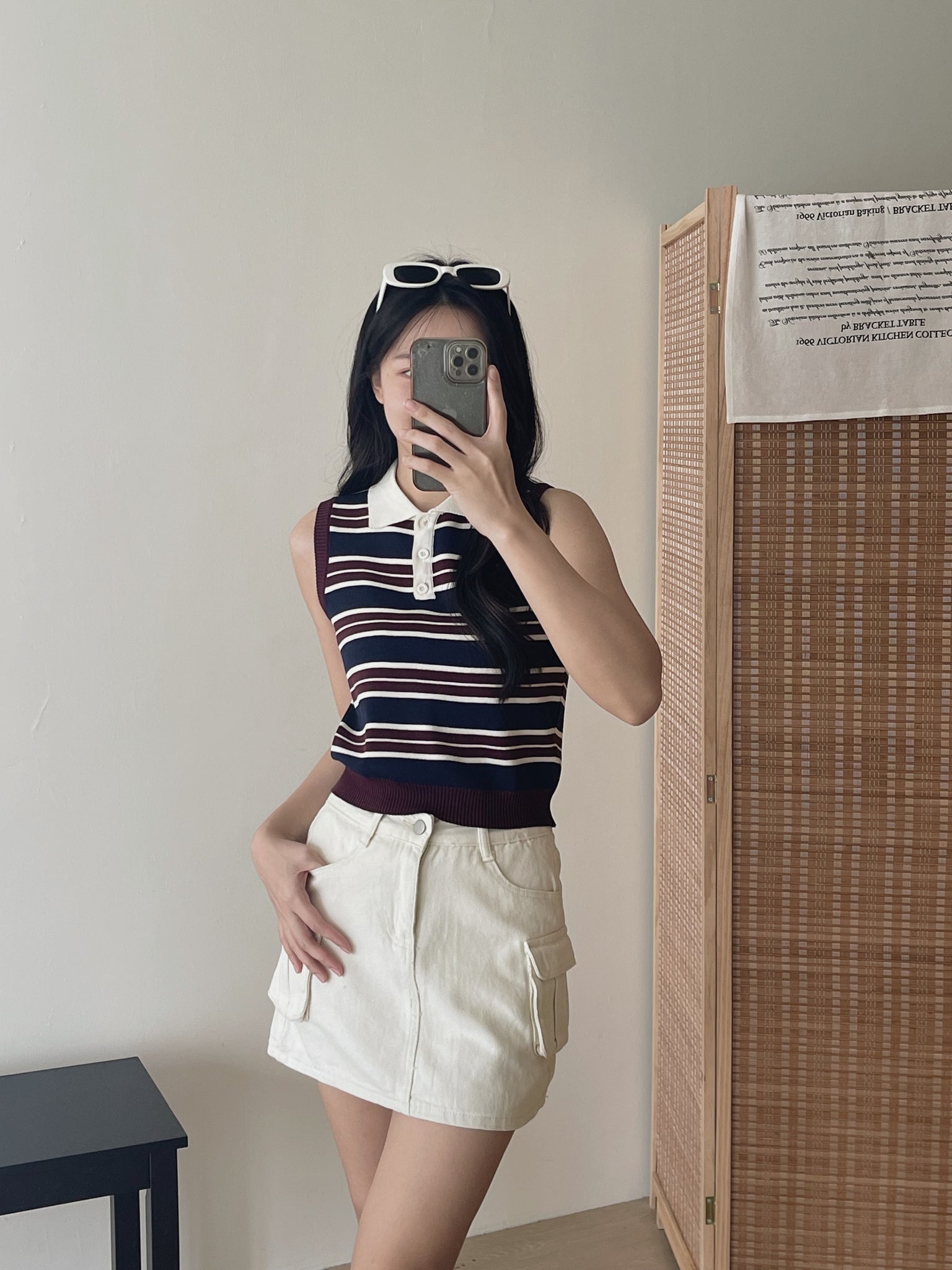 Marilyn Contrast Knit Top / 撞色条纹翻领针织背心