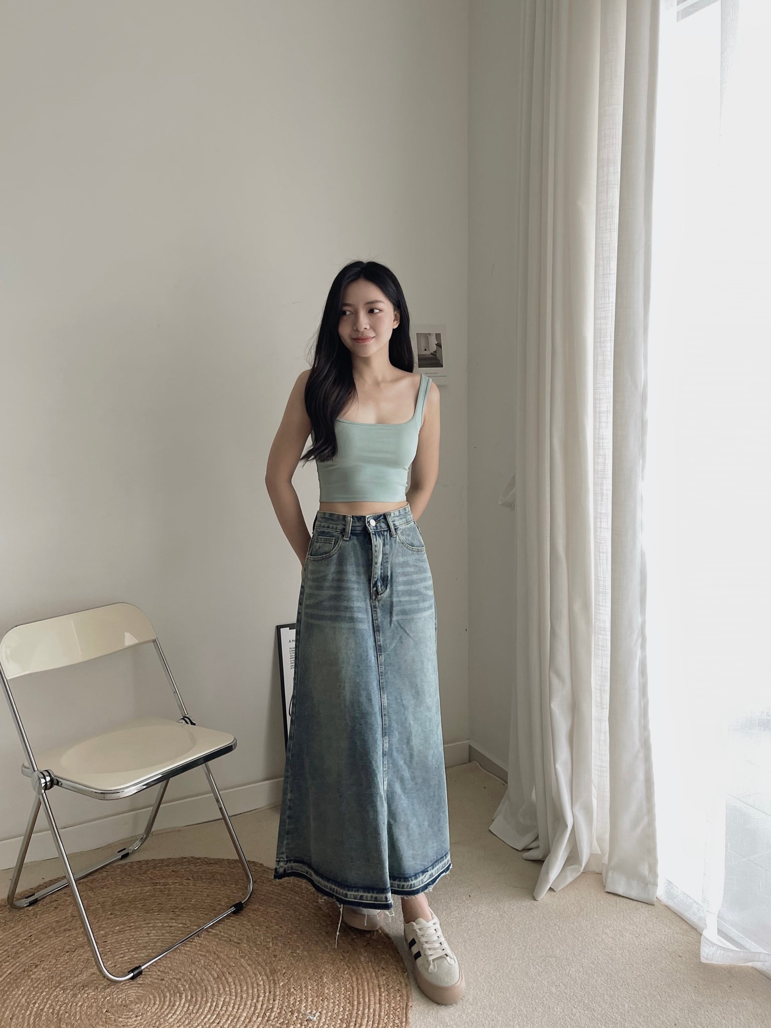 Square Neck Padded Tank Top / 方领胸垫背