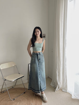 Square Neck Padded Tank Top / 方领胸垫背