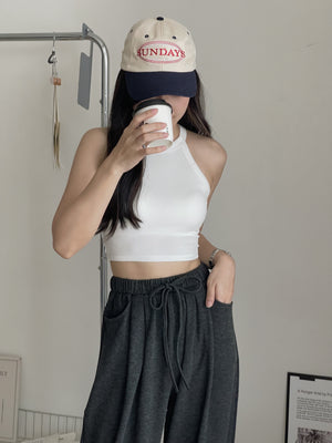 Halterneck Padded Top / 挂脖显锁骨胸垫上衣