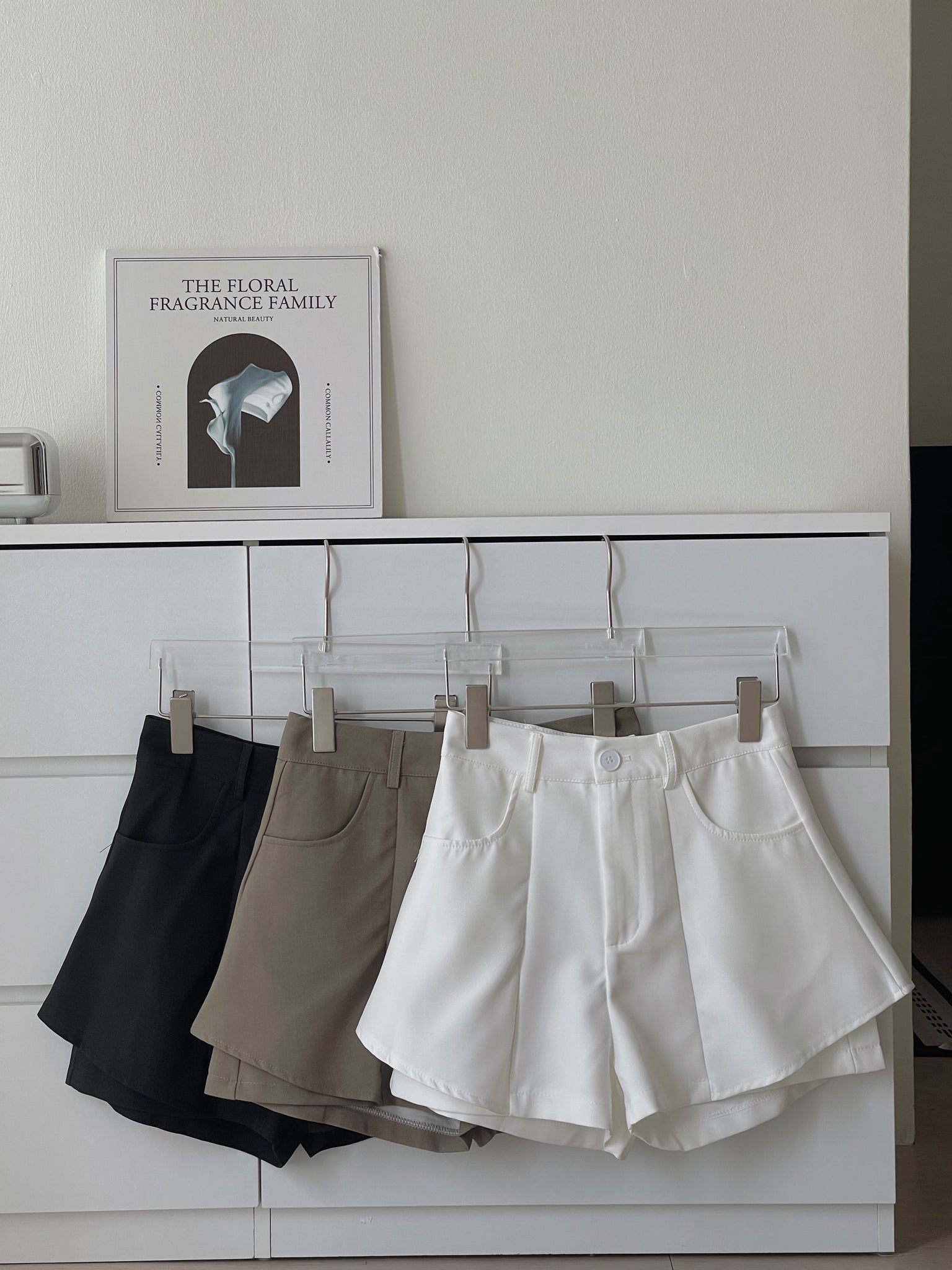 Wide Leg Design Shorts / 双层显腿瘦设计短裤