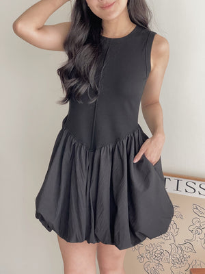 Puff Hem Babydoll Dress / 背心拼接花苞连身裙