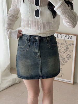 Vintage Mini Skirt / 简约复古迷你裙