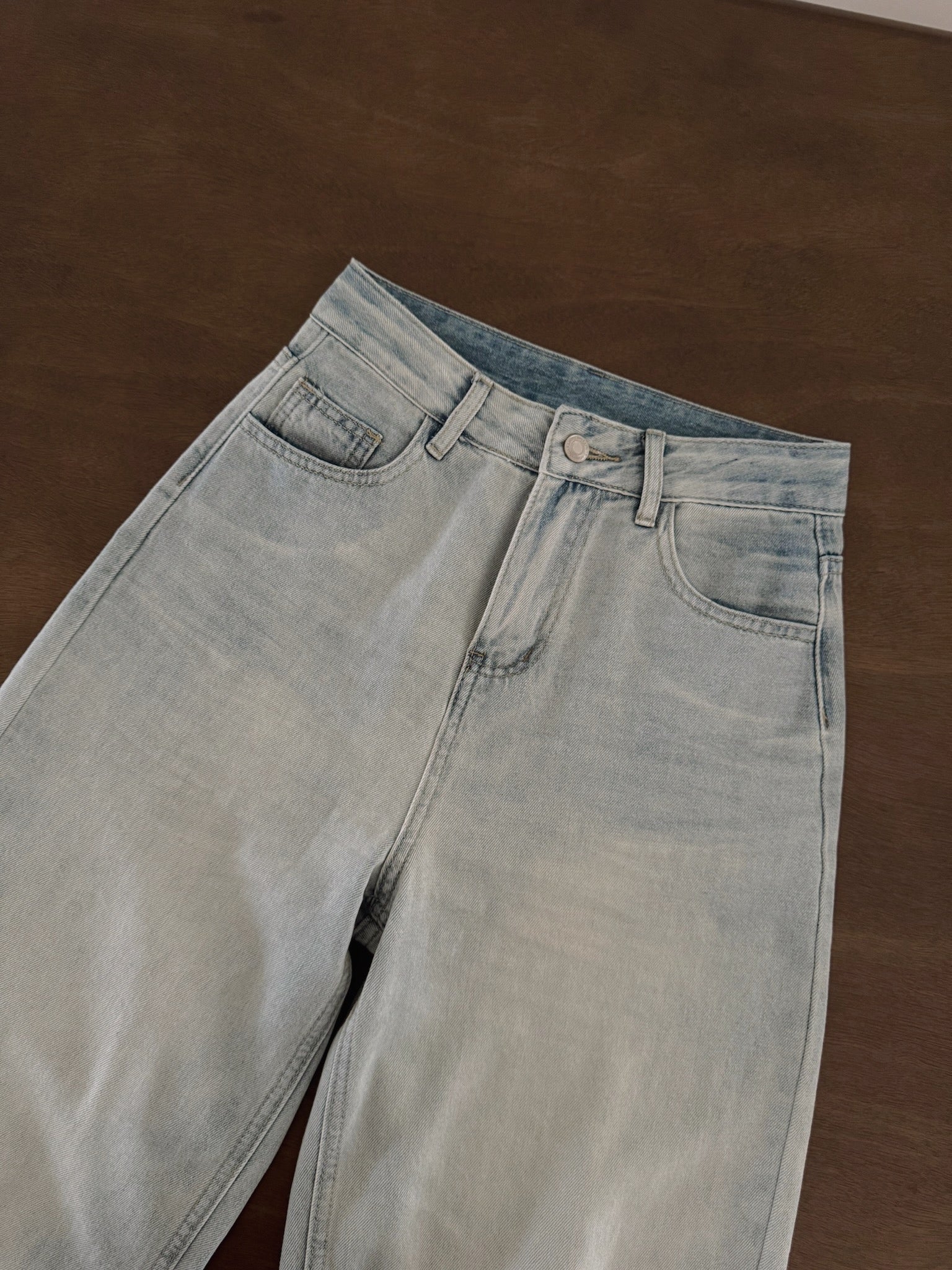 Light Colour Washed Jeans / 浅蓝水洗牛仔长裤