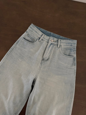 Light Colour Washed Jeans / 浅蓝水洗牛仔长裤
