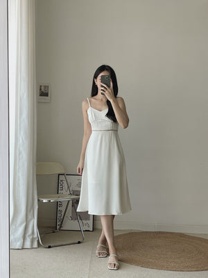 Elliana Midi Dress / 气质镂空吊带裙