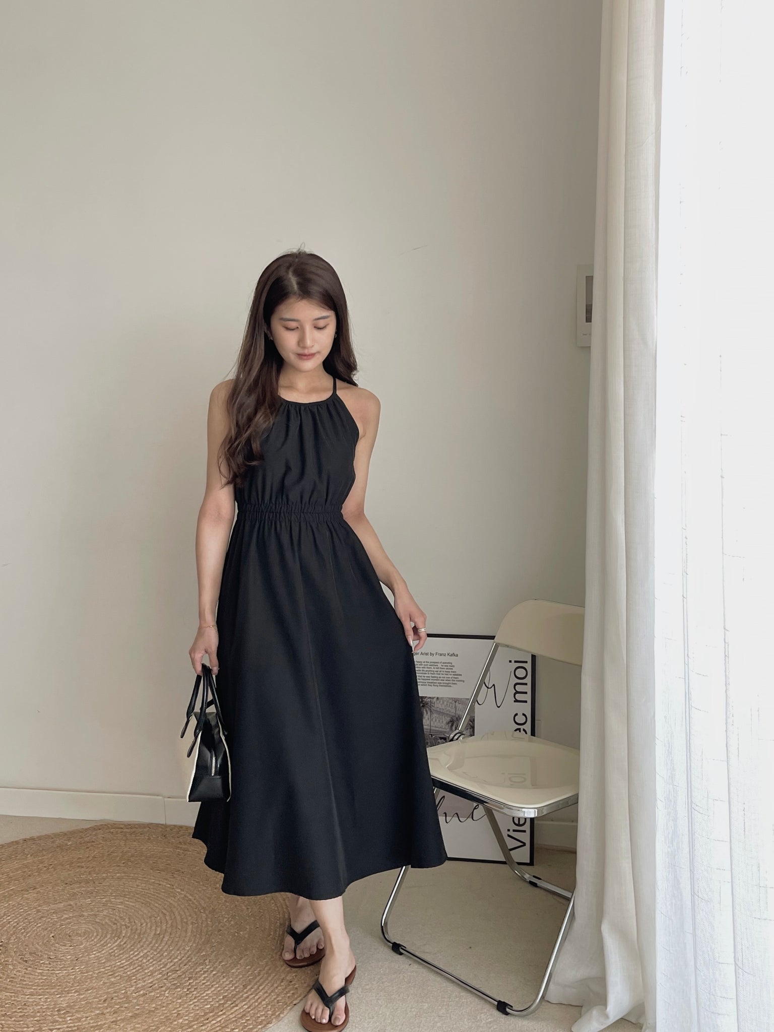 Back Hollow Out Dress / 挂脖背镂空连身裙