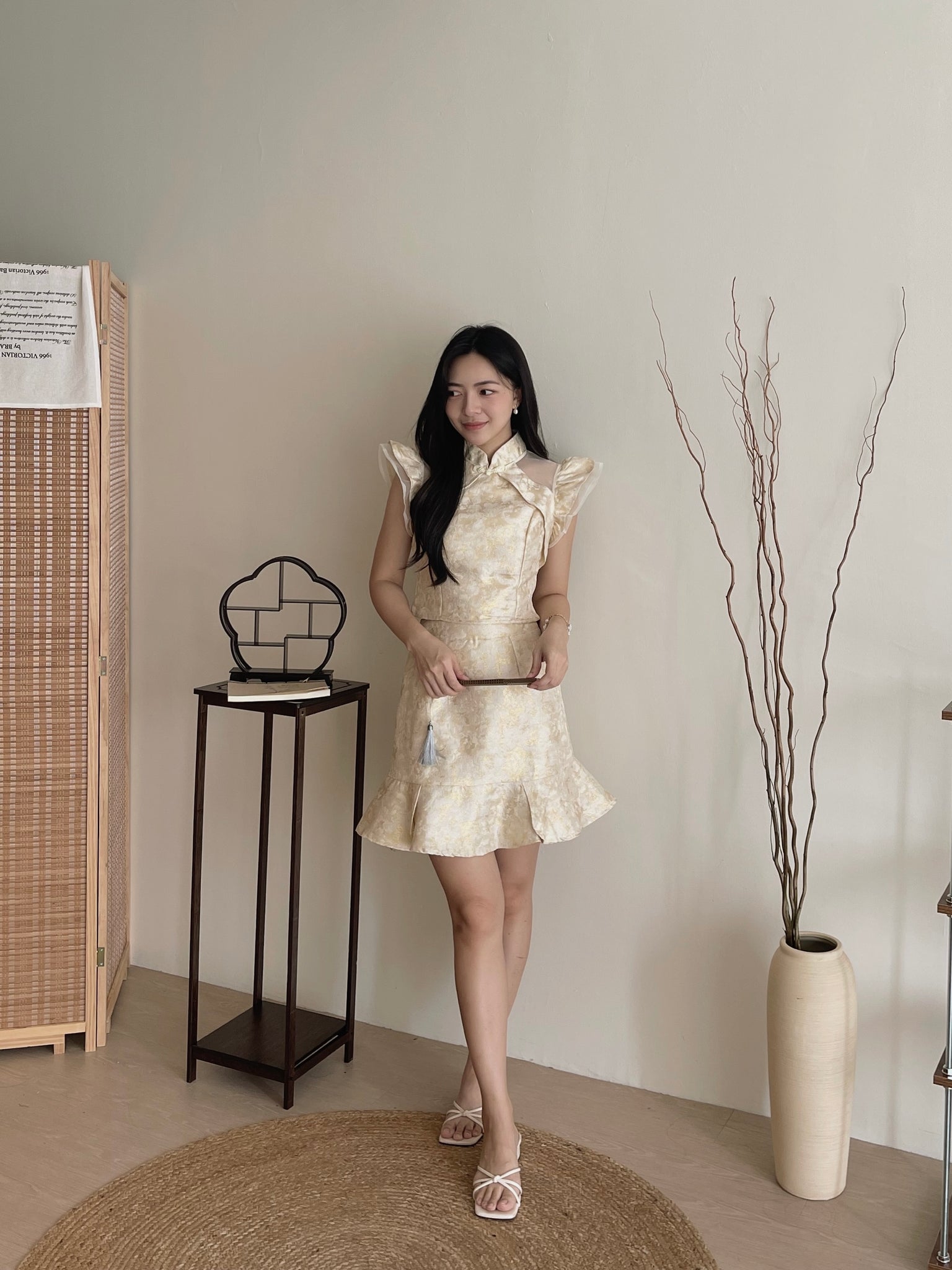 Imperial Grace Qipao Set / 锦霞灿影-盘扣对襟肩纱袖旗袍套装