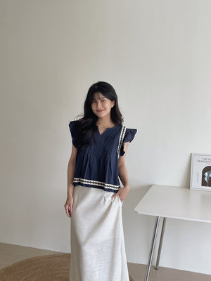Ethnic Trim Pleated Top / 民族风边条压褶小衫