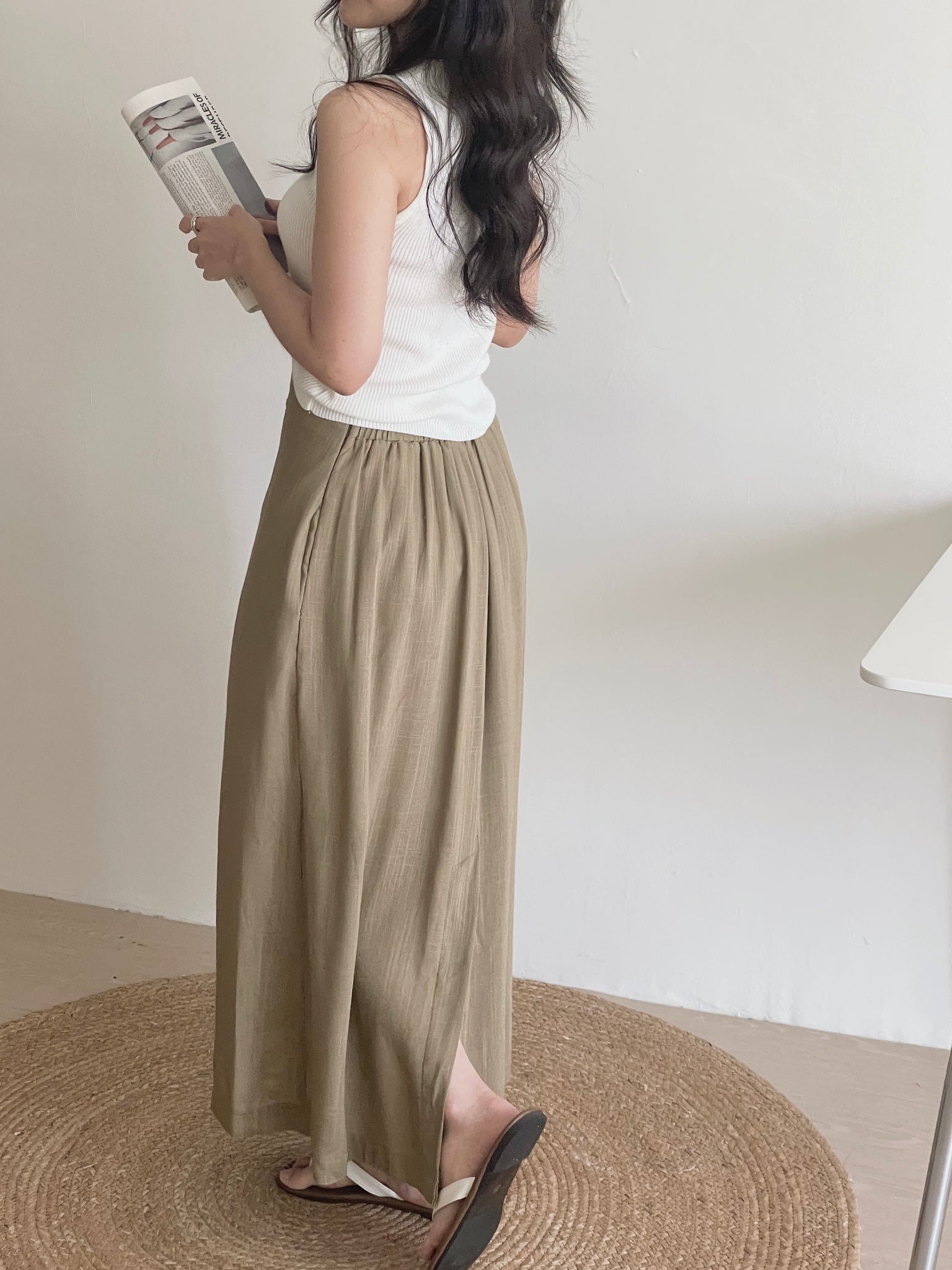 Linen Midi Skirt / 亚麻半身长裙
