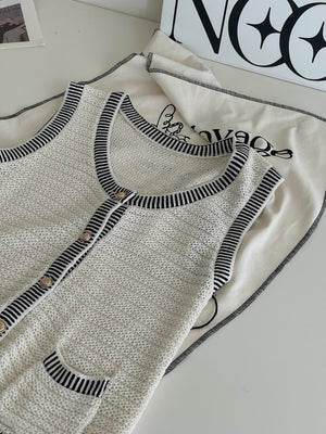 Crochet Button Down Vest / 小香风针织背心小衫