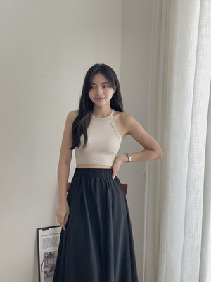 Halterneck Padded Top / 挂脖显锁骨胸垫上衣