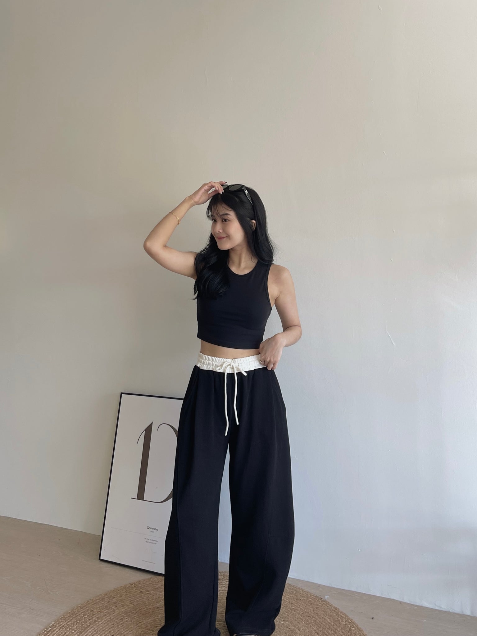 Spliced Waist Lounge Pants / 慵懒撞色拼接弯刀裤
