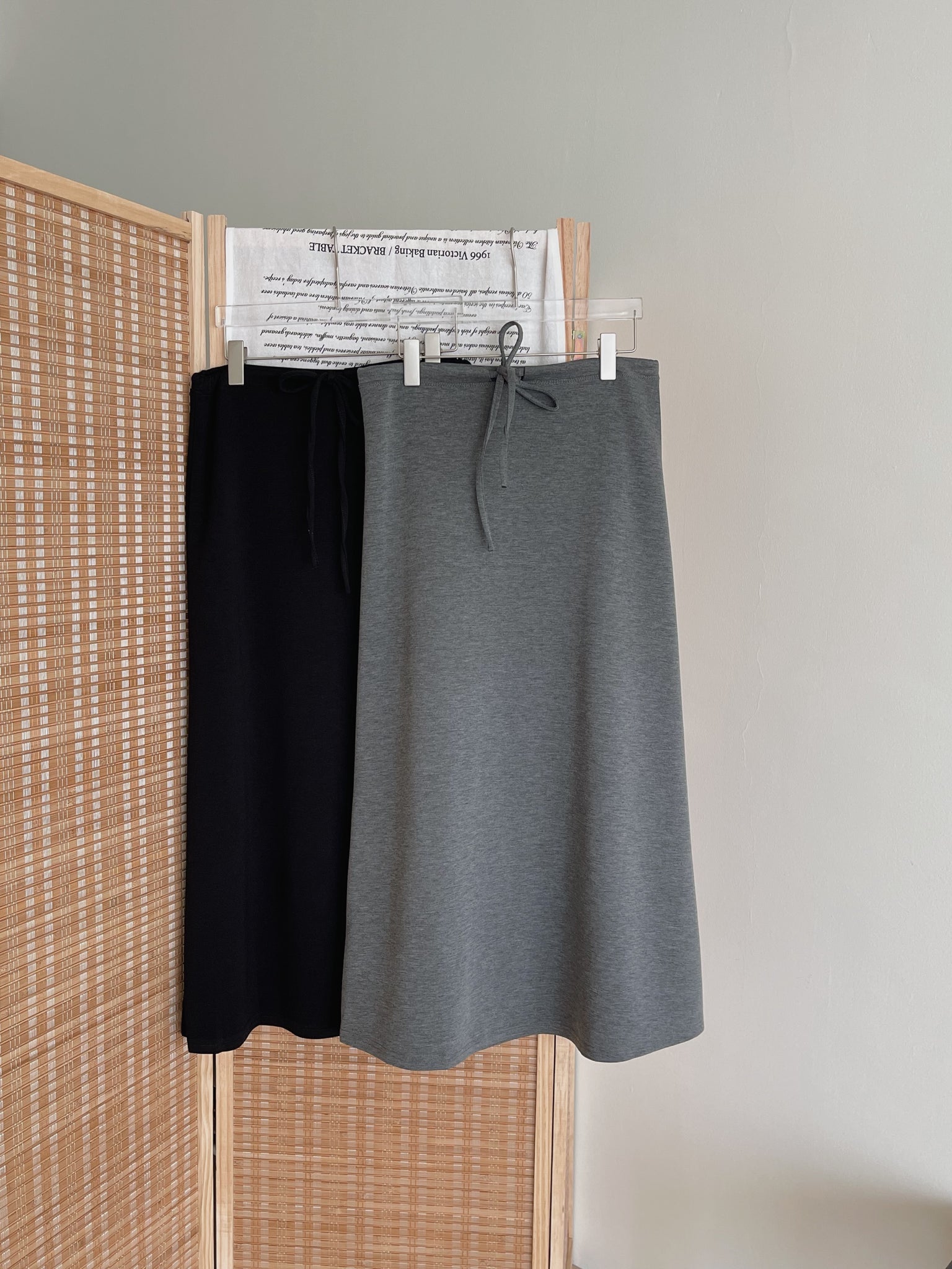 Tie-Waist Aline Midi Skirt / 系带垂坠感宽摆半身裙