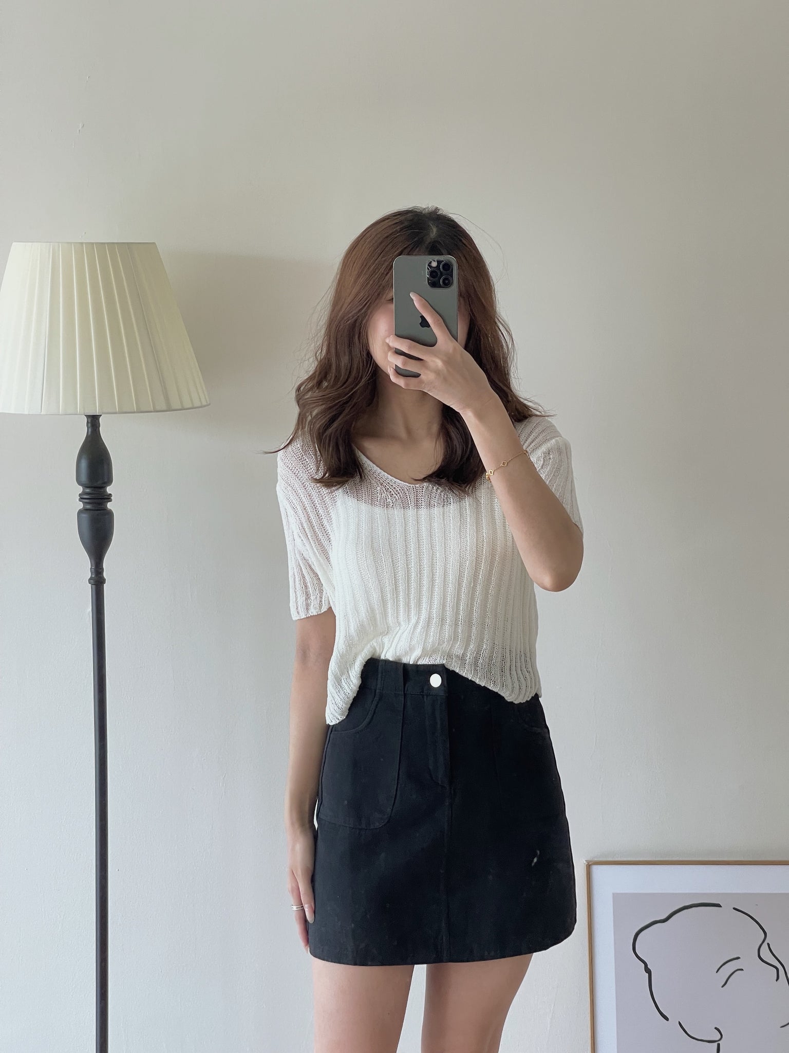 Hollow Rib Knit Top / 尖领镂空针织上衣