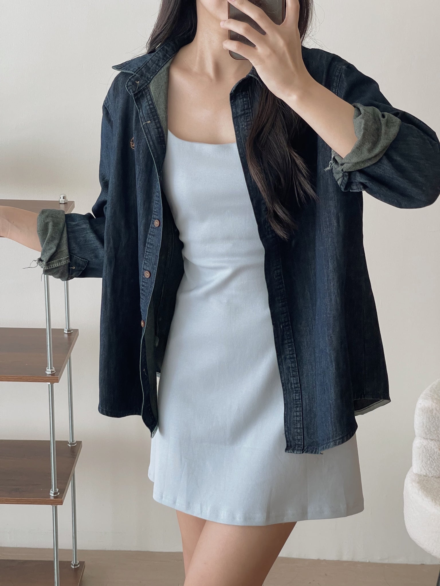 Vintage Blue Denim Shirt / 刺绣复古蓝牛仔衬衫