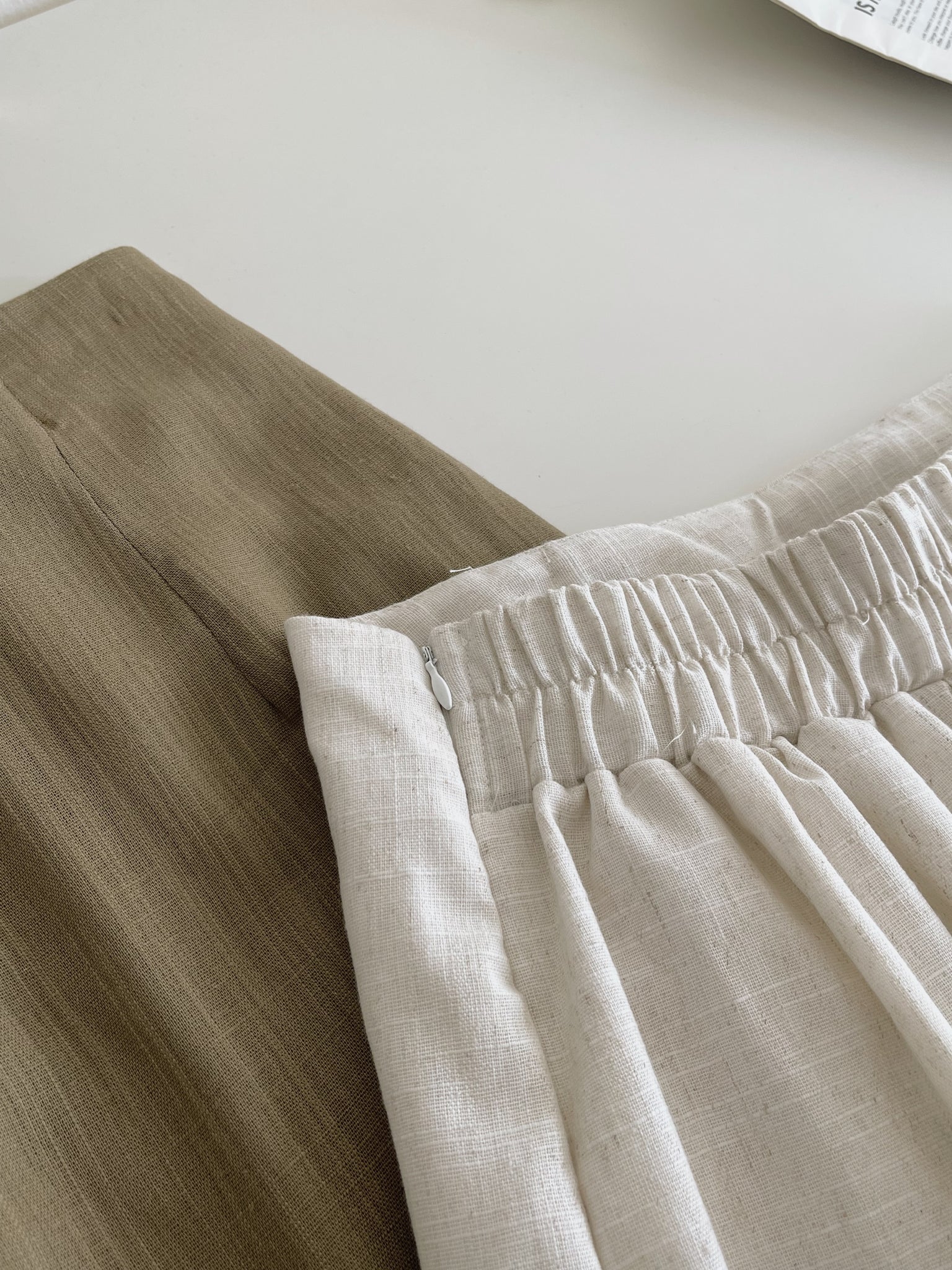 Linen Midi Skirt / 亚麻半身长裙