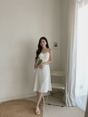 Elliana Midi Dress / 气质镂空吊带裙