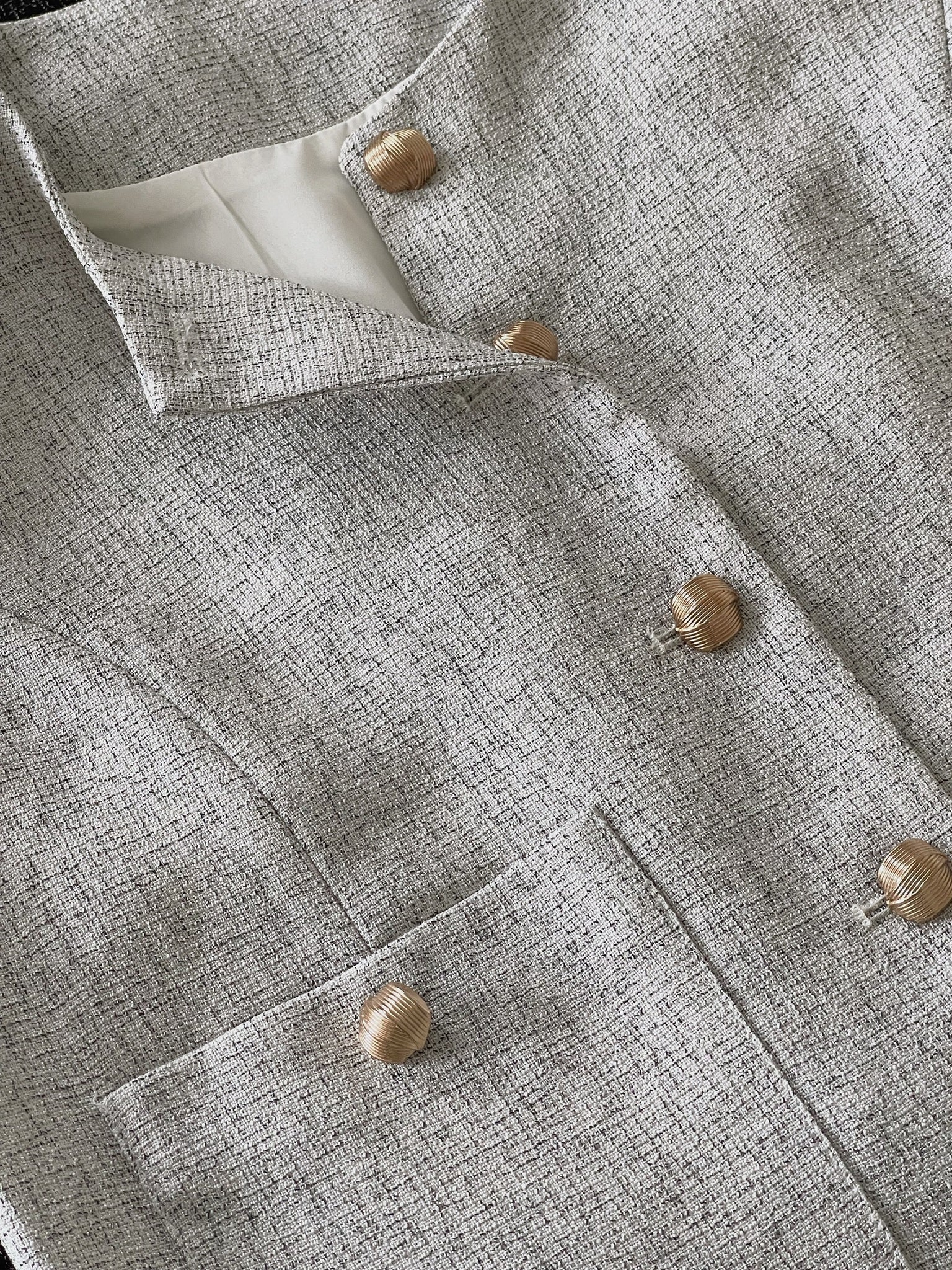 Emily Tweed Vest / 精致金扣小香马甲