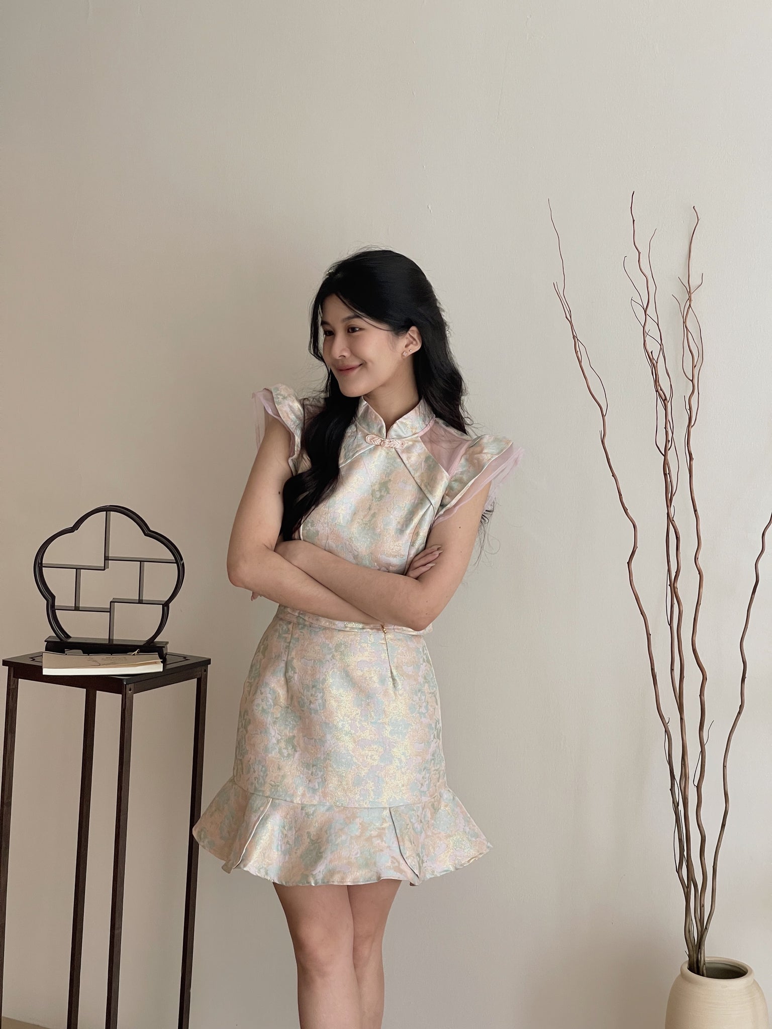 Imperial Grace Qipao Set / 锦霞灿影-盘扣对襟肩纱袖旗袍套装