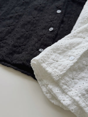 Bertha Flower Embroidered Top  / 花纹浮雕刺绣上衣