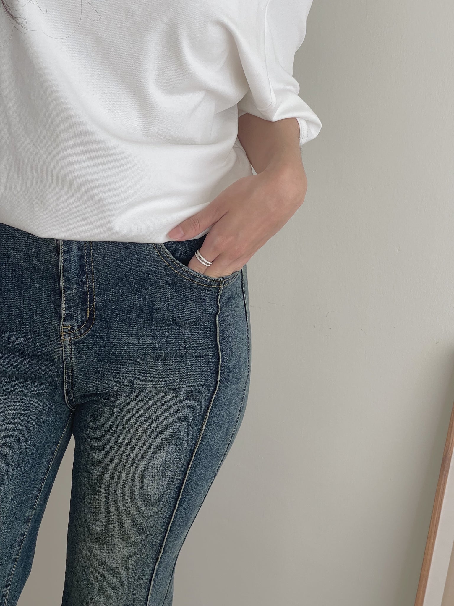 Fit Stretch Bootcut Jeans / 弹力微喇叭牛仔裤