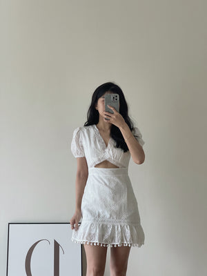 Eyelet Embroidered Cutout Dress / 挖空设计感连衣裙