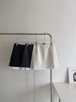 Polka Dots Skirt / 小俏皮波点蕾丝短裙