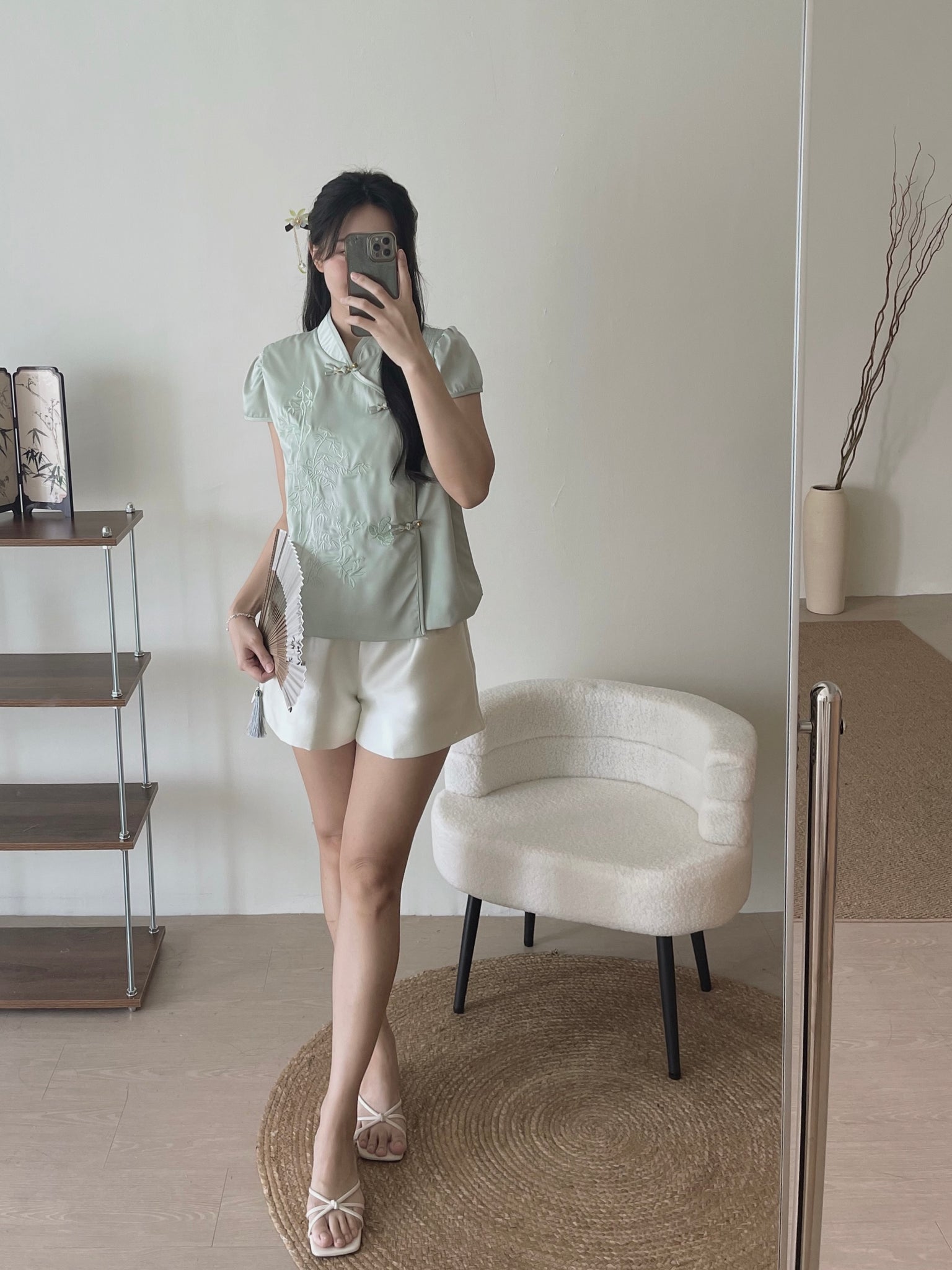 Bamboo Embroidered Silk Top / 竹青刺绣盘扣上衣