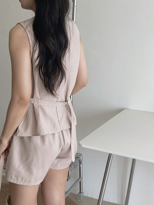 Casual Vest Set / 琥珀排扣休闲套装