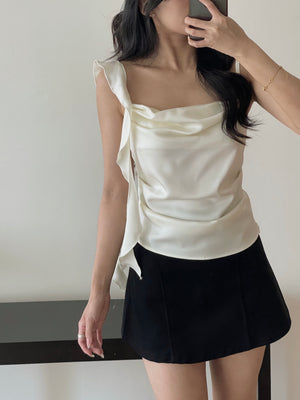 Ruffle Strap Satin Top / 缎面荷叶肩带小衫