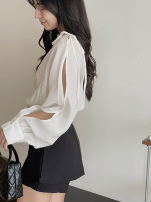Luminous Chiffon Blouse / 柔光漫纱镂空遮肉小衫