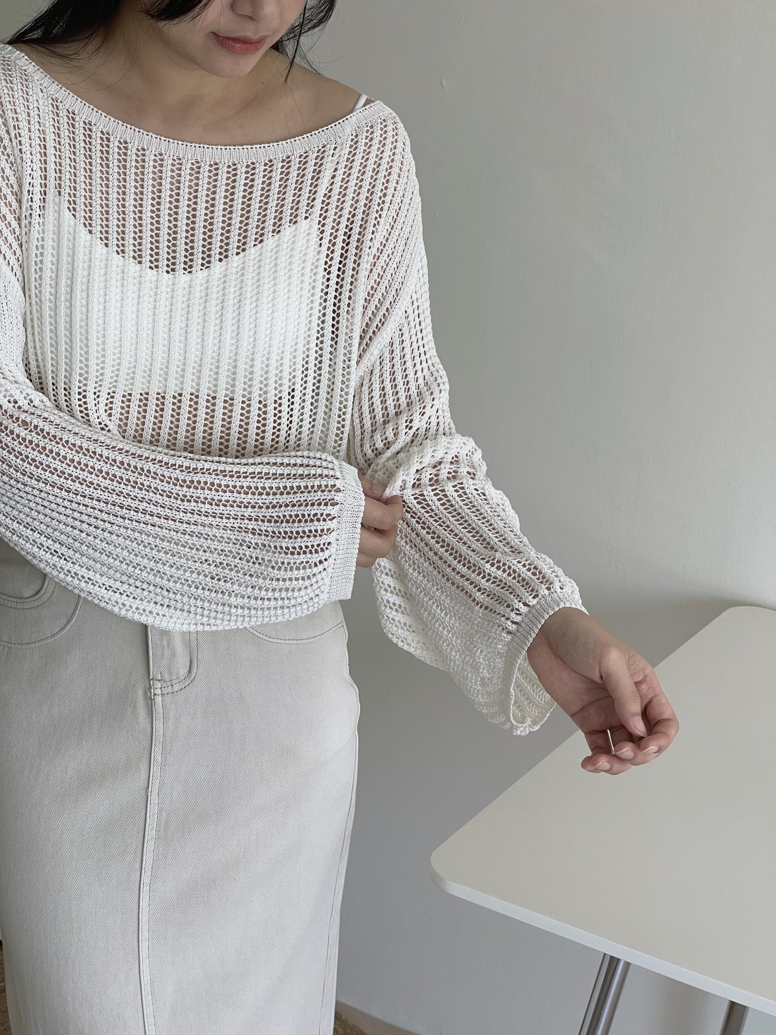 Hollow Wide Shoulder Top / 镂空落肩长袖衫