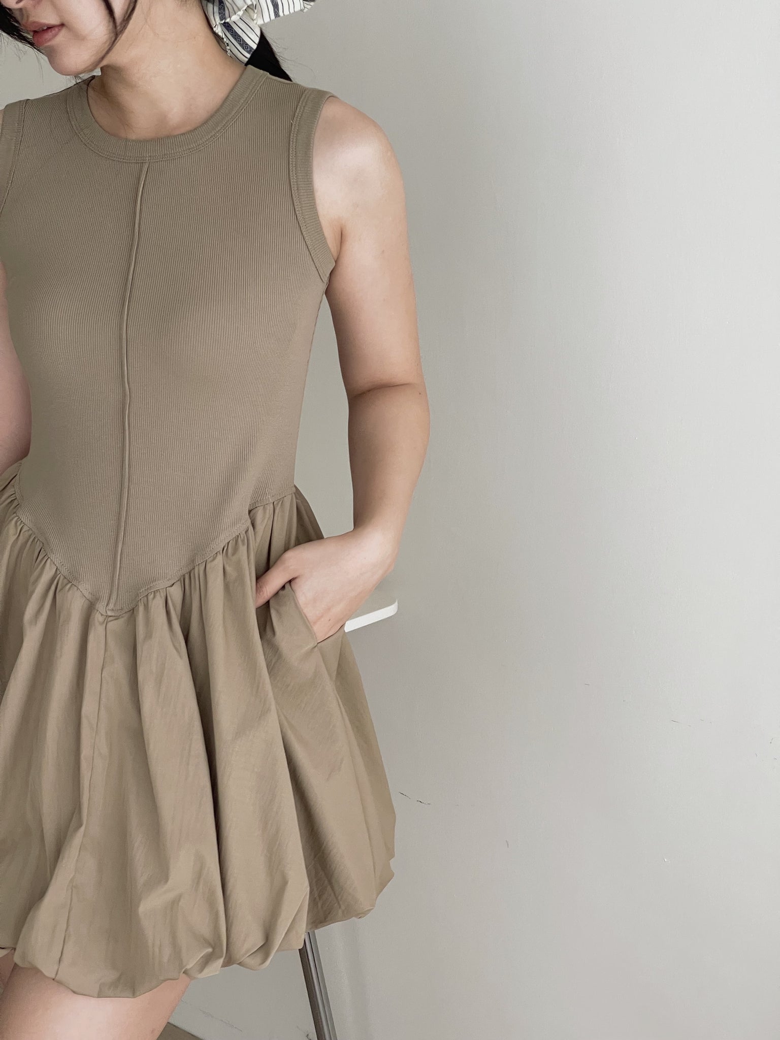 Puff Hem Babydoll Dress / 背心拼接花苞连身裙