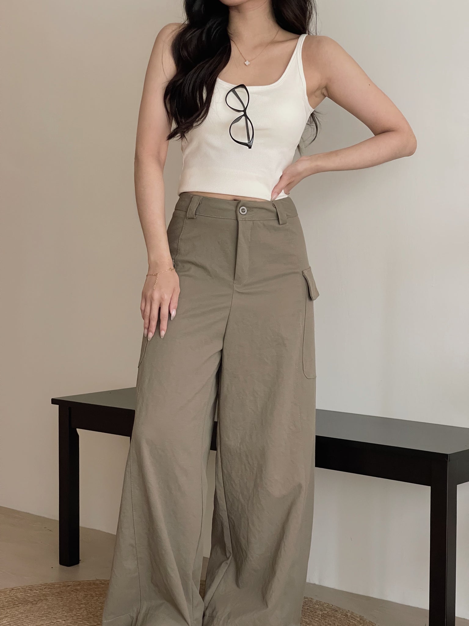 Stylish Baggy Cargo Pants / 帅气个性阔腿长裤