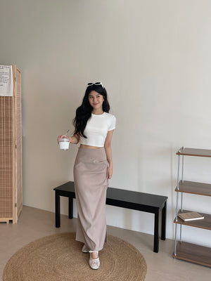 Mannette Extra Long Skirt / 加长版甜酷褶皱修身半裙