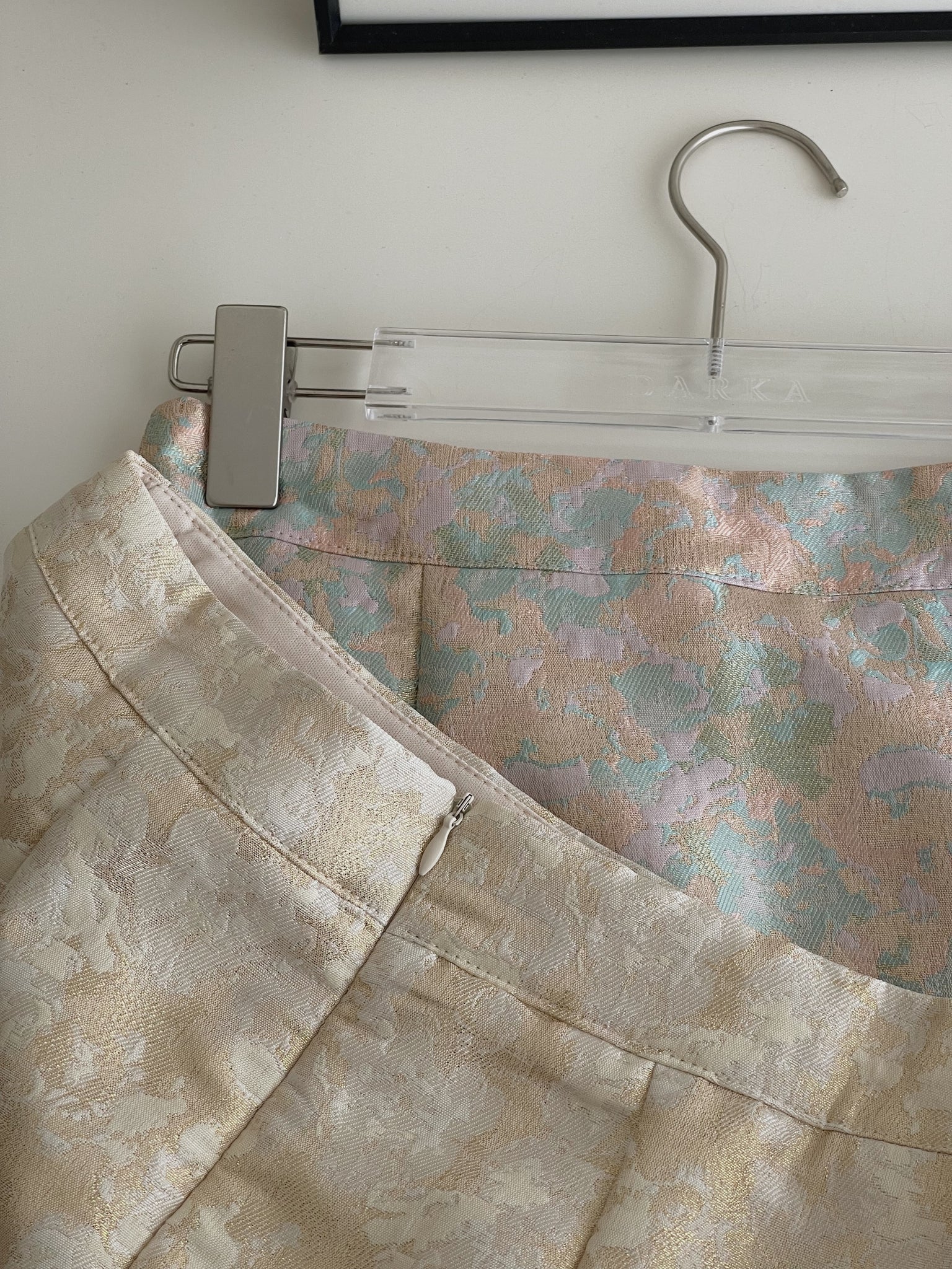 Imperial Grace Qipao Set / 锦霞灿影-盘扣对襟肩纱袖旗袍套装