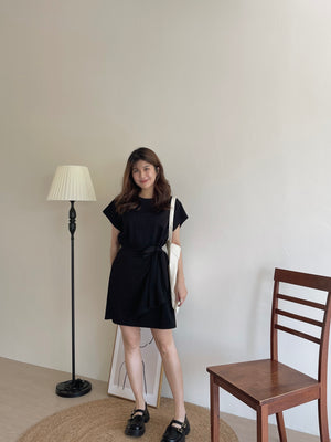 Cheers Tie Up Dress / 立体字母连身裙