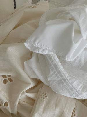 Eyelet Hollow Trousers / 钩花镂空休闲长裤