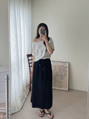 Comfortable Sporty Midi Skirt / 简约舒适半身卫裙