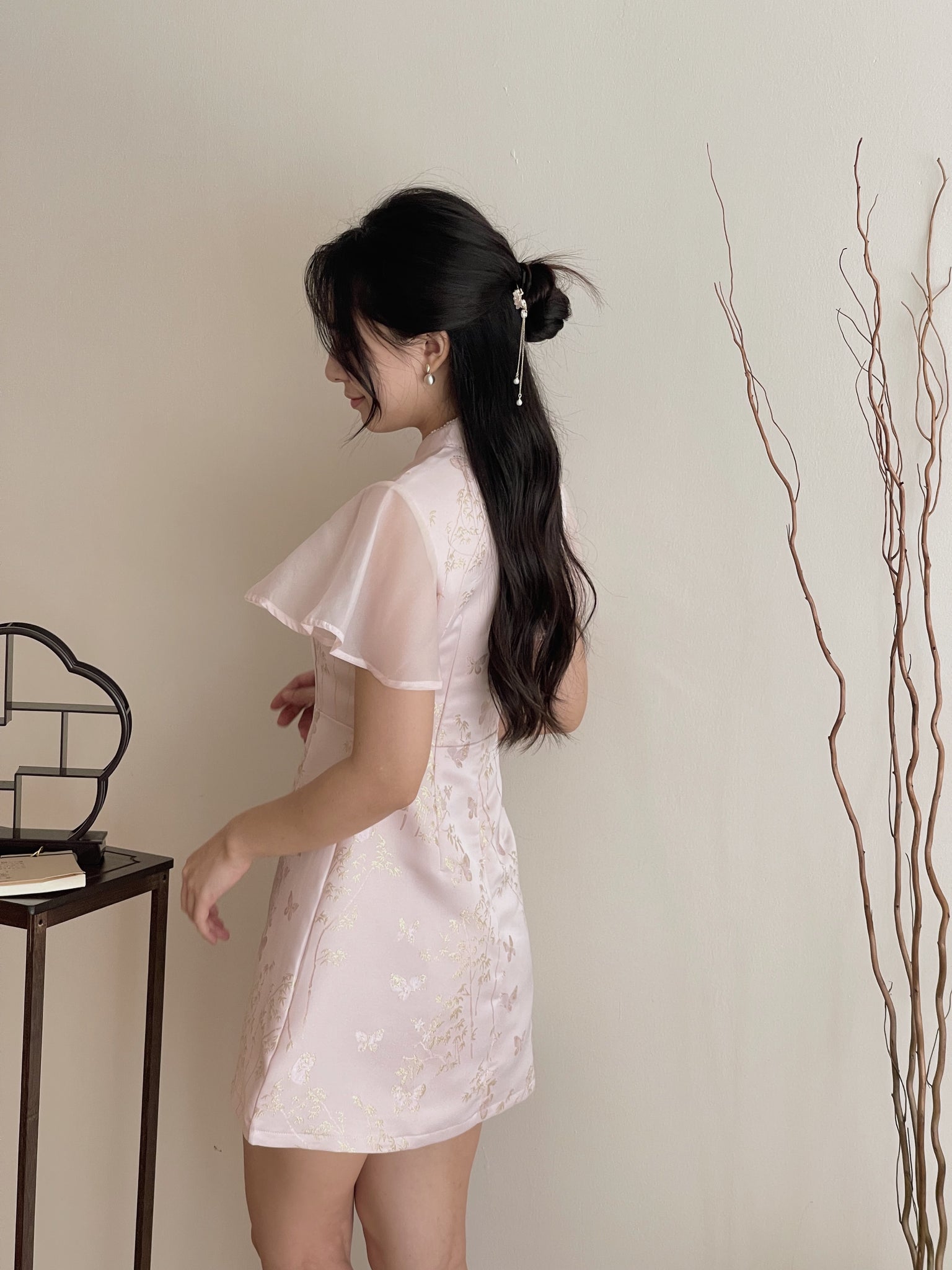Butterfly Flutter Qipao Dress / 锦蝶花语-金线提花改良旗袍