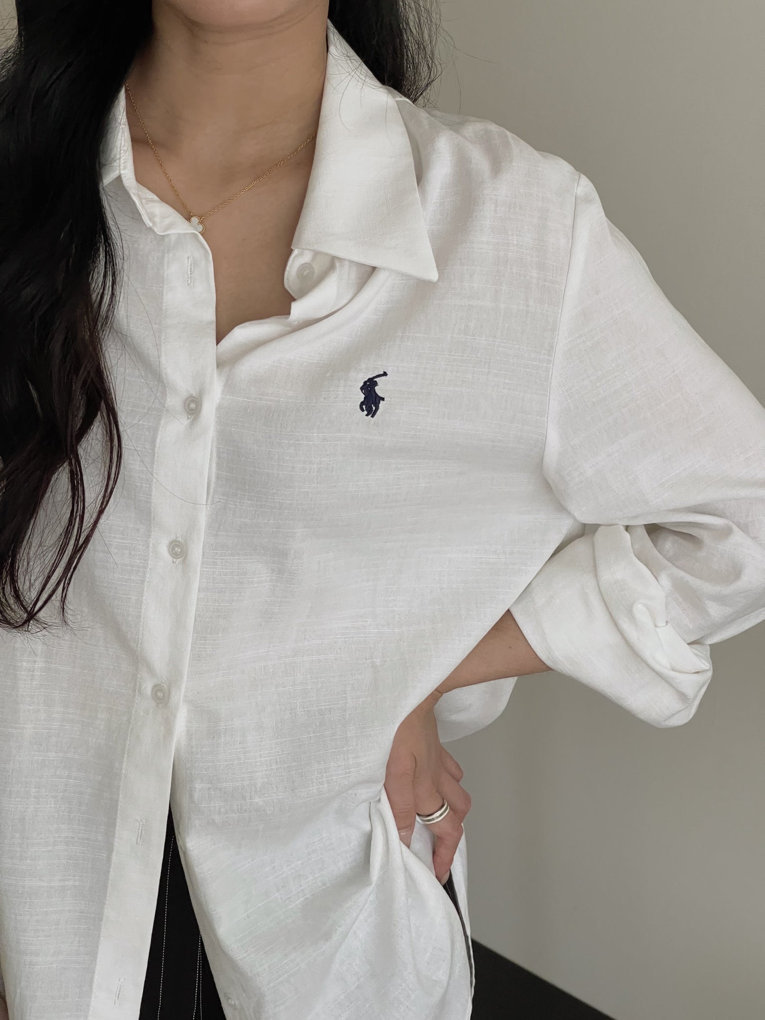 Mini Embroidered Logo Shirt / 小马刺绣通勤衬衫