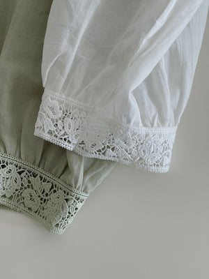 Anais V-Neck Loose Shirt / 清冷风宽松V领衬衫