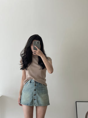 Button Up Denim Skirt / 排扣牛仔短裙