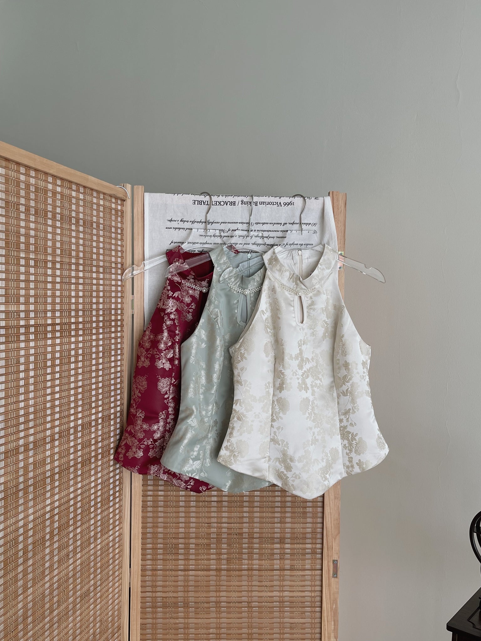 Moonlit Bloom Satin Top / 玉兰映月-高雅光泽锦缎旗袍上衣