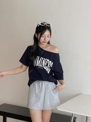 Letters Drop Shoulder Tee / 字母宽领落肩T恤