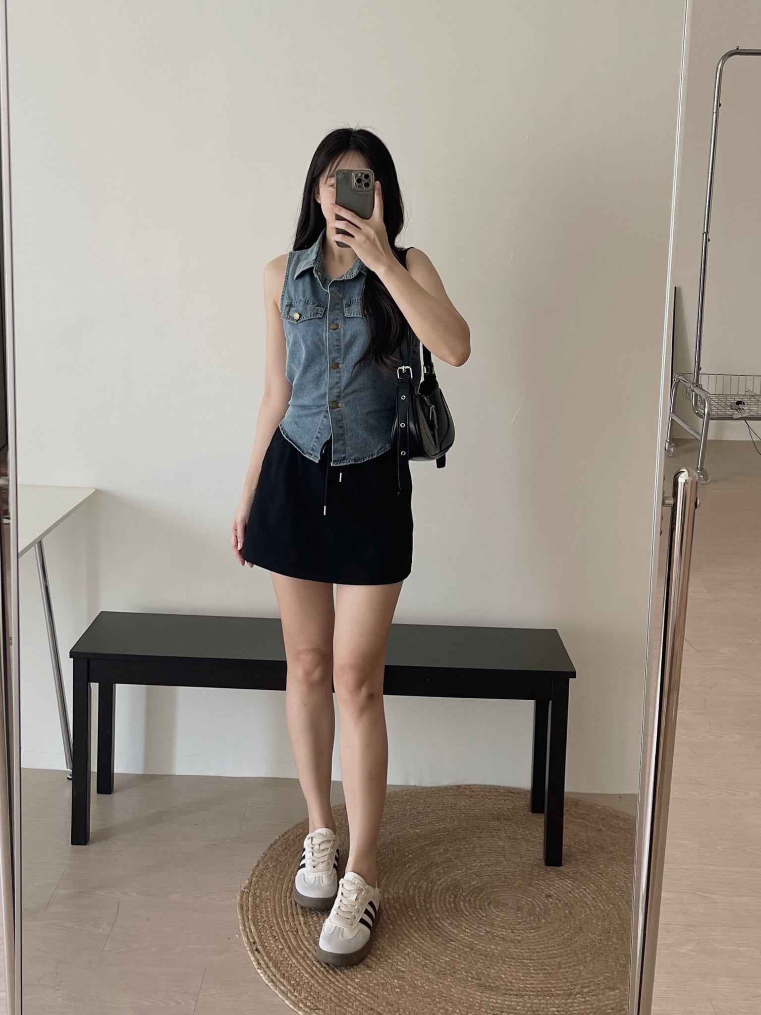 Sports Mini Skirt / 运动风防走光短裙