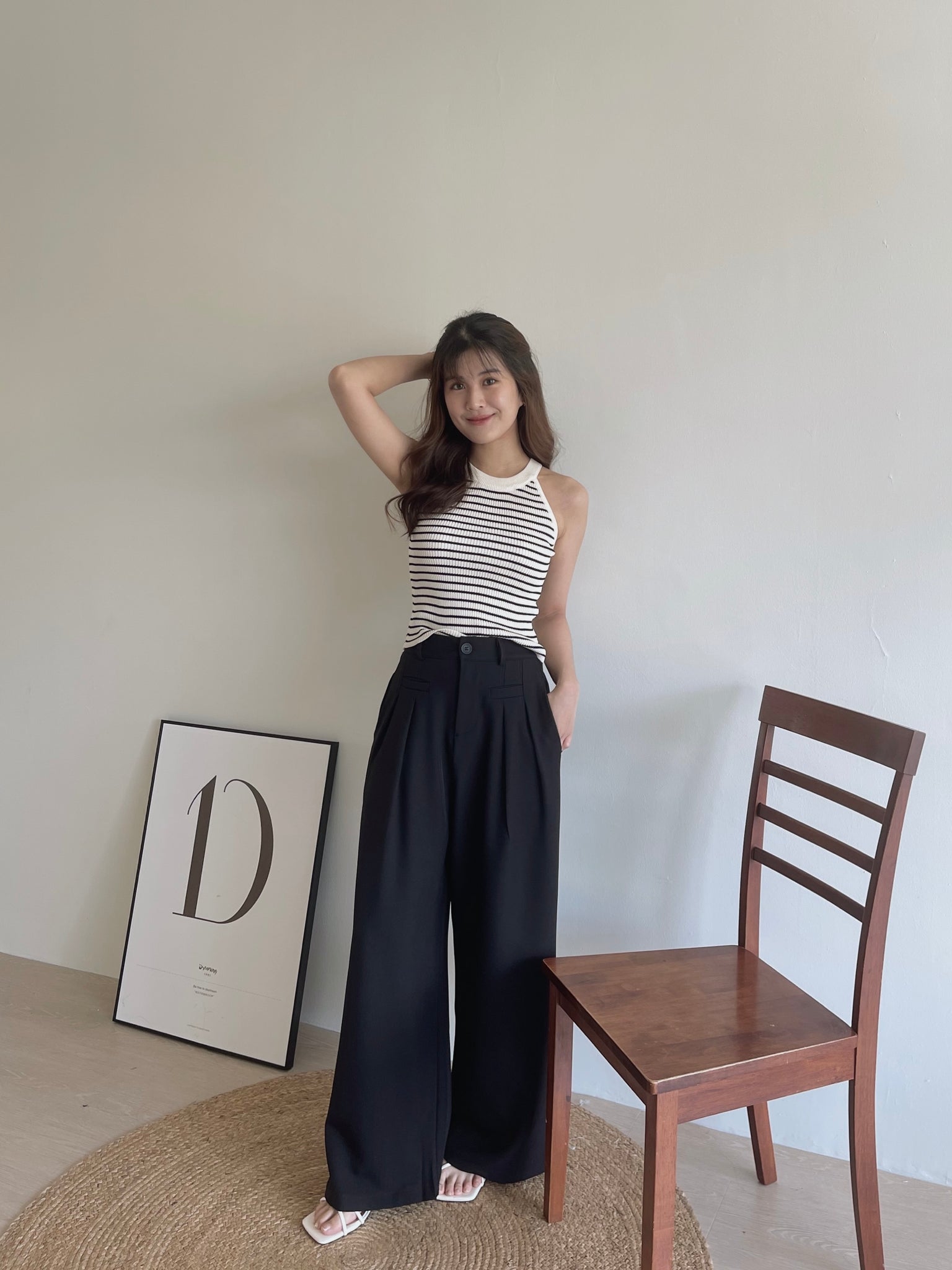 Stripes Halterneck Singlet / 杏黑条针织挂脖背心